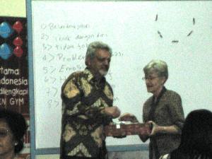 Paul E. Dennison, Ph.D. dan Elisabeth Demuth, Brain Gym Teacher/Consultant